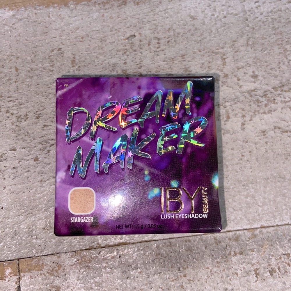 Dream Maker Lush Eyeshadow in Stargazer NWT